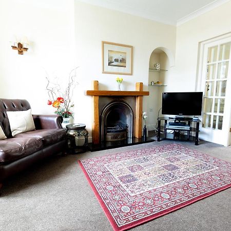 Willow Cottage - Cost 3 Bed Cottage In Penrhyn Bay With Sea Views With Access To Snowdonia Рос-он-Си Экстерьер фото
