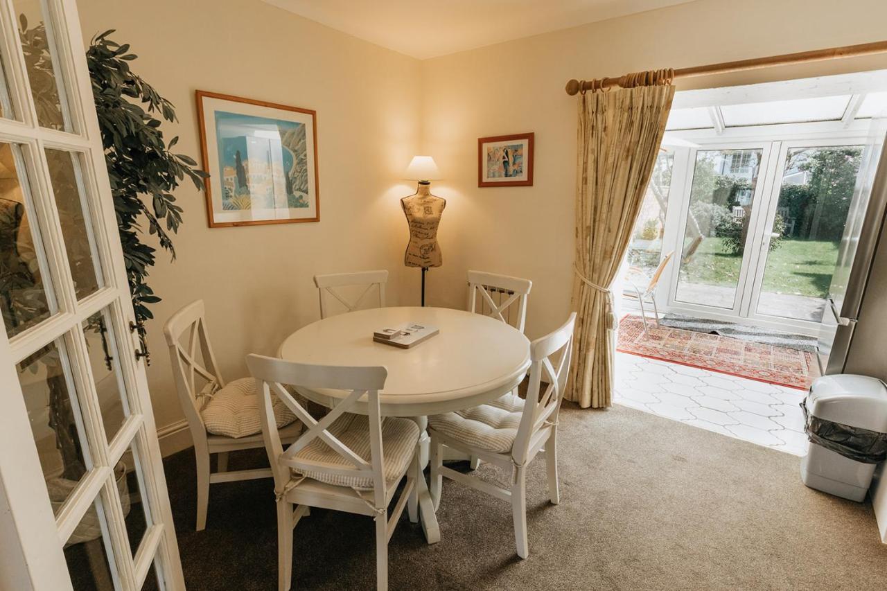 Willow Cottage - Cost 3 Bed Cottage In Penrhyn Bay With Sea Views With Access To Snowdonia Рос-он-Си Экстерьер фото