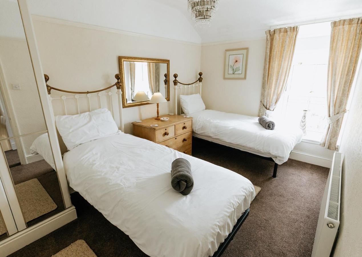 Willow Cottage - Cost 3 Bed Cottage In Penrhyn Bay With Sea Views With Access To Snowdonia Рос-он-Си Экстерьер фото
